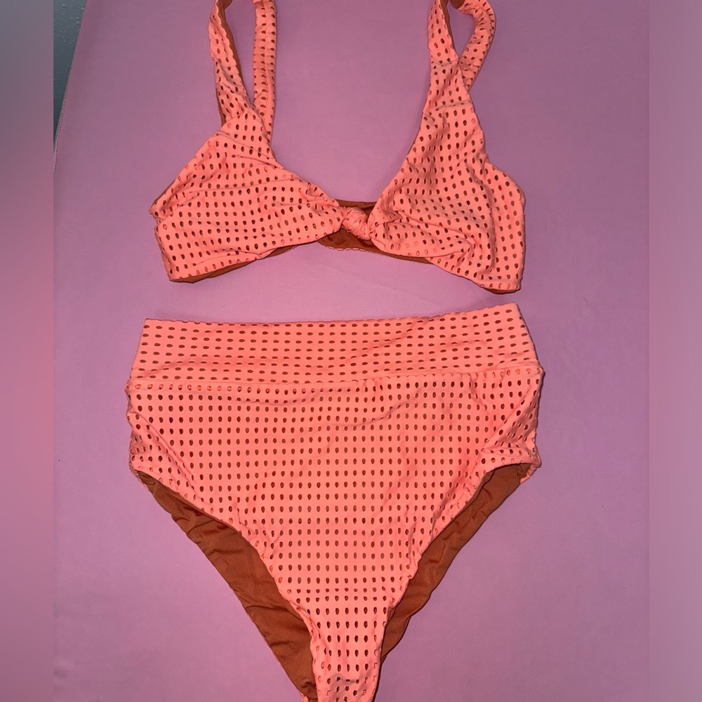 Acacia two piece